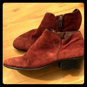 Sam Edelman Burgandy Suede Booties